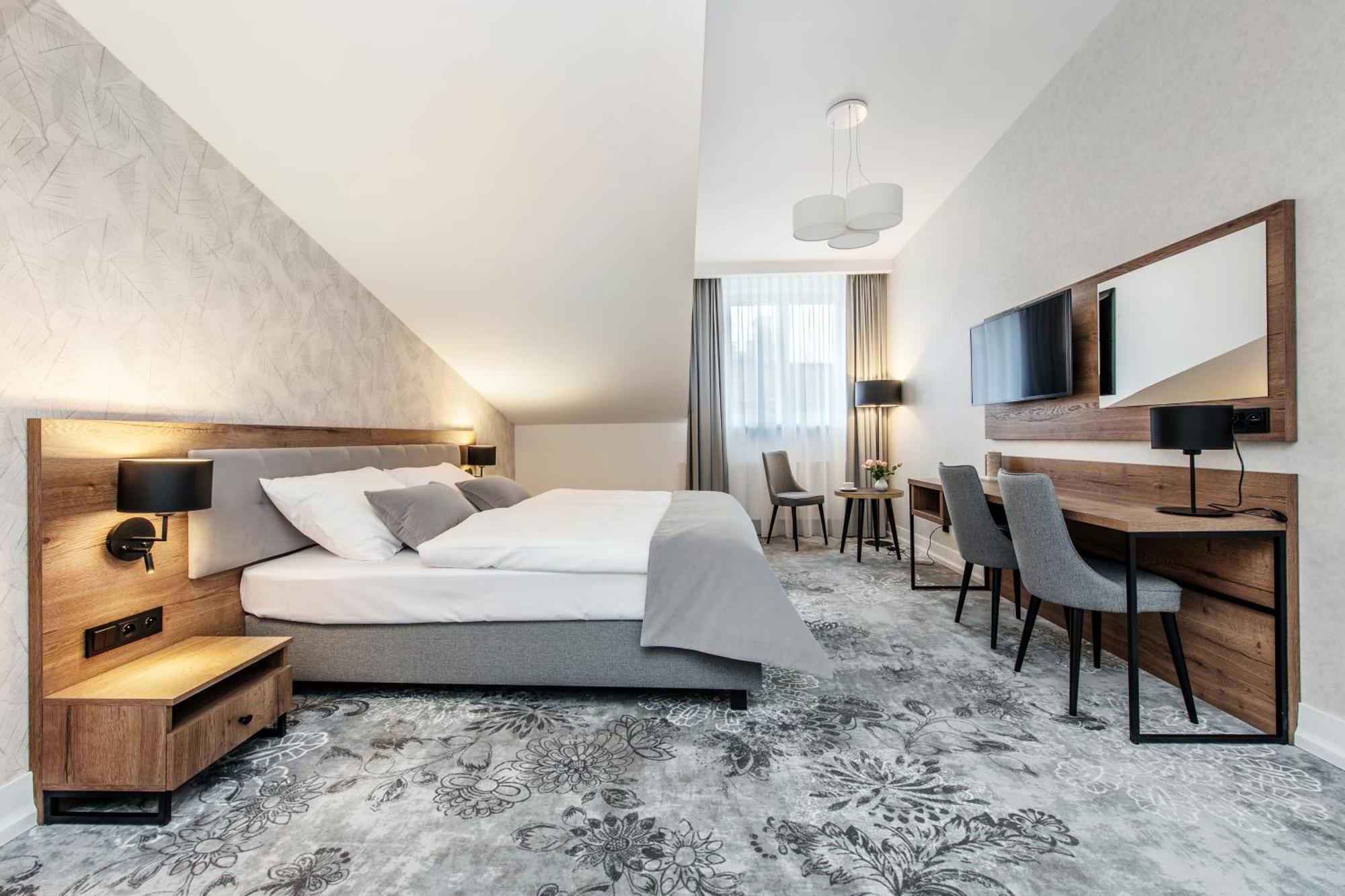 Vinfort Aparthotel Krakau Exterior foto